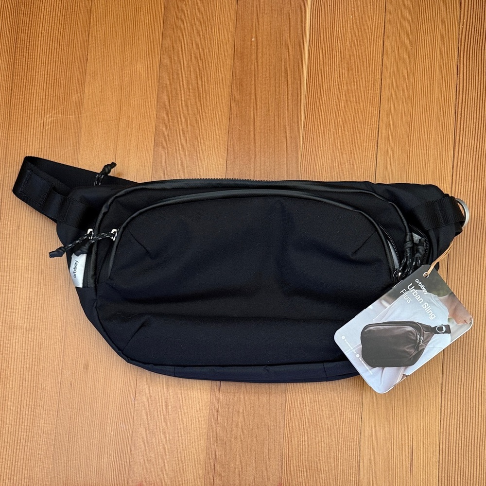 OrbitKey Urban Sling Plus Crossbody Everyday Carry Bag - new with tags on